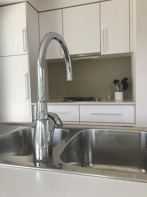 S T U D I O 22 Peaceful Retreat With Garden Views - Accommodation Kalgoorlie 7