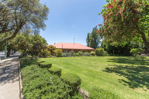 Tanunda\'s Magpie House - Accommodation Kalgoorlie 30