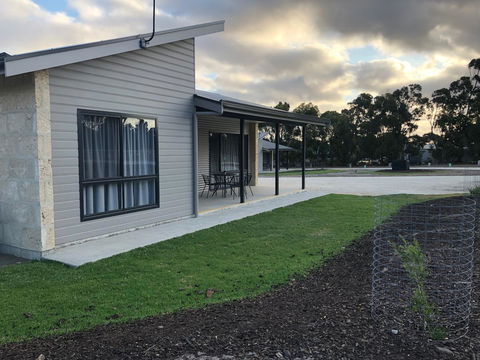 Jalilla Village - Accommodation Kalgoorlie 11