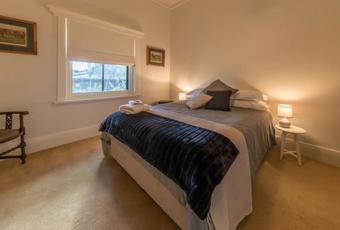 The Tudor House - Accommodation Kalgoorlie 11