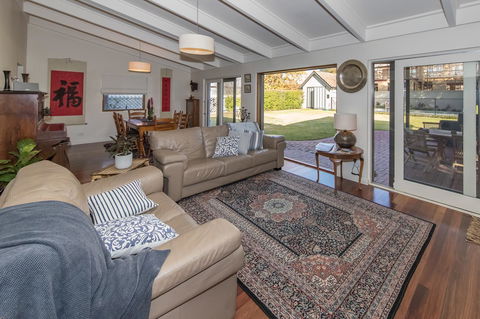 The Tudor House - Accommodation Kalgoorlie 7