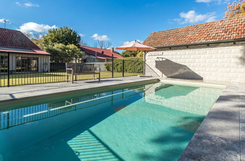 The Tudor House - Accommodation Kalgoorlie 19