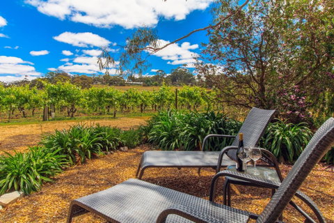 Stonewell Cottages And Vineyards - Accommodation Kalgoorlie 8
