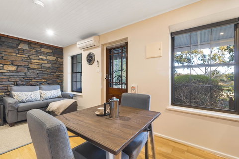 Stonewell Cottages And Vineyards - Accommodation Kalgoorlie 34