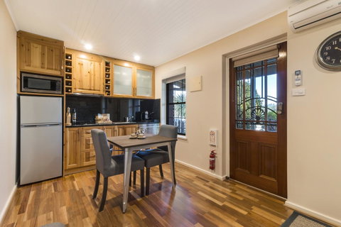Stonewell Cottages And Vineyards - Accommodation Kalgoorlie 11