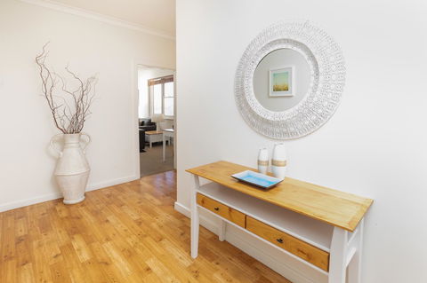 Bay 10 - Suites And Apartments - Accommodation Kalgoorlie 14