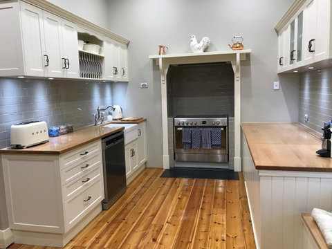 Ambrosia Holiday Home - Accommodation Kalgoorlie 8