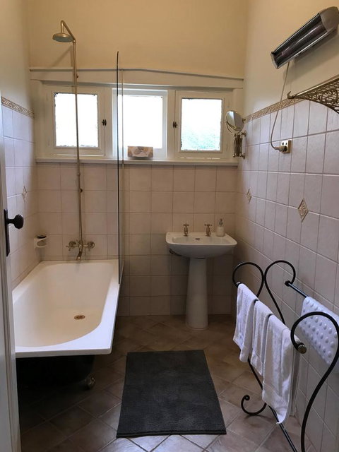 Ambrosia Holiday Home - Accommodation Kalgoorlie 10