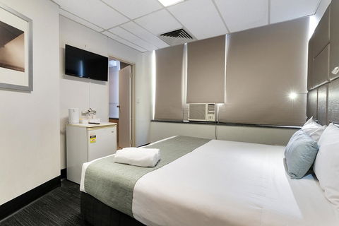 Cosmo On Bank - Accommodation Kalgoorlie 10