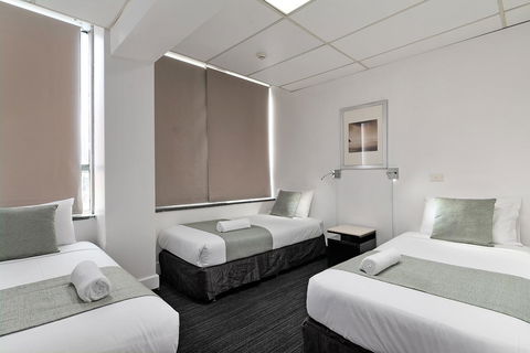 Cosmo On Bank - Accommodation Kalgoorlie 8
