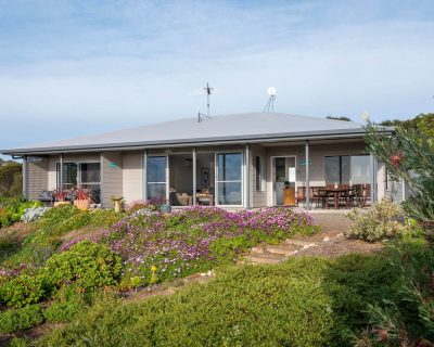 Emu Bay Holiday Homes - Accommodation Kalgoorlie 40
