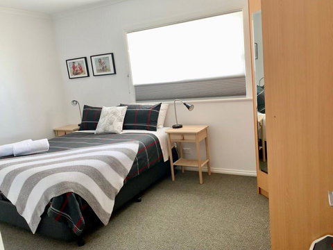 Emu Bay Holiday Homes - Accommodation Kalgoorlie 21