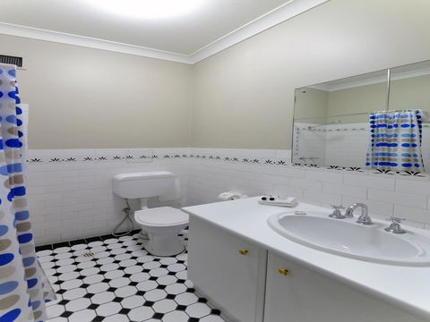 Mansions On Pulteney - Accommodation Kalgoorlie 7