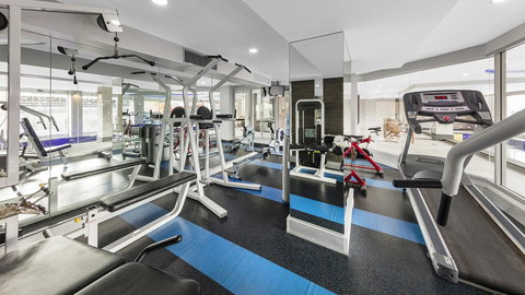 Oaks Adelaide Embassy Suites - Accommodation Kalgoorlie 5