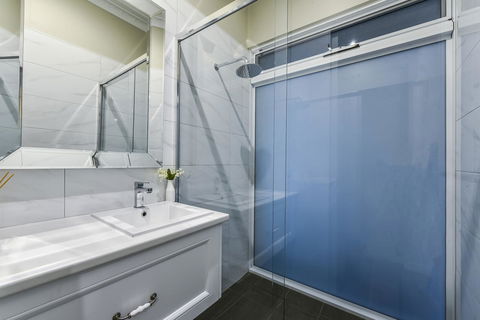 Aloha Central Luxury Apartments - Accommodation Kalgoorlie 18