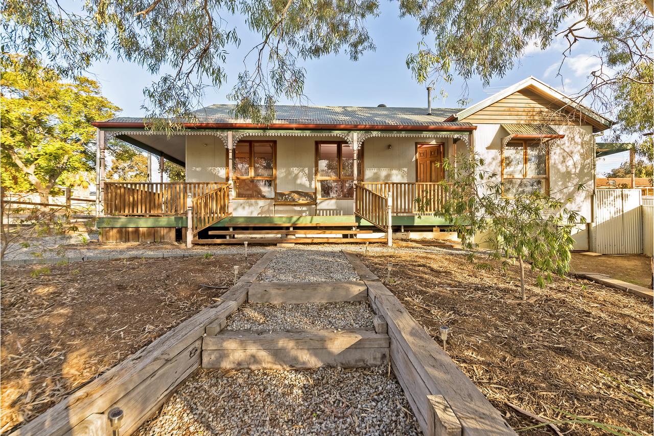 Gawler South SA Accommodation Kalgoorlie