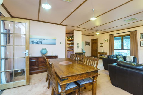 Rustic On 13th - Accommodation Kalgoorlie 7