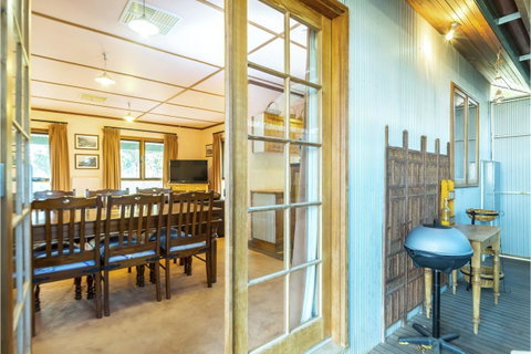 Rustic On 13th - Accommodation Kalgoorlie 11