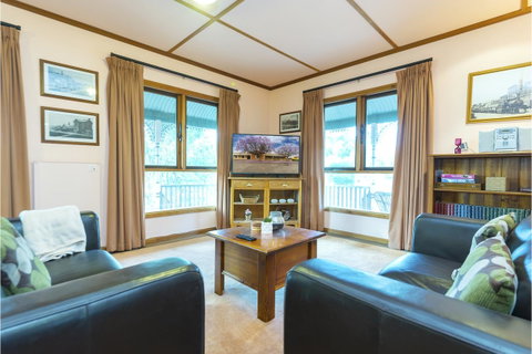Rustic On 13th - Accommodation Kalgoorlie 4