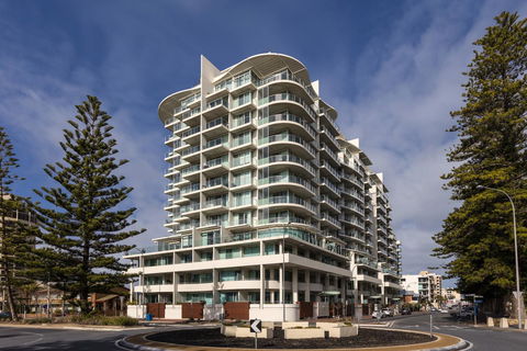 Oaks Glenelg Liberty Suites - Accommodation Kalgoorlie 0