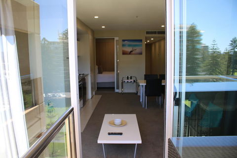 Beachside Luxury Getaway In Glenelg - Accommodation Kalgoorlie 3