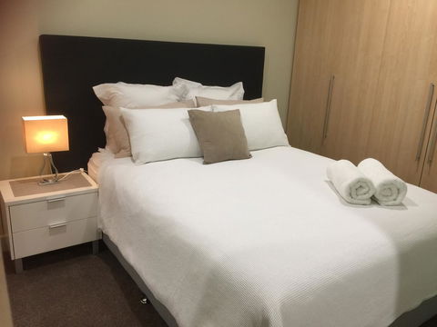 Beachside Luxury Getaway In Glenelg - Accommodation Kalgoorlie 9