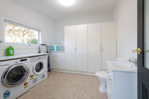 The Other House - Accommodation Kalgoorlie 18