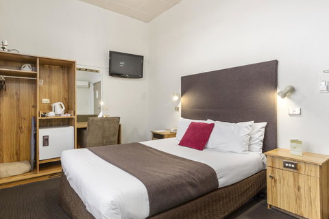 Adelaide Paringa - Accommodation Kalgoorlie 4