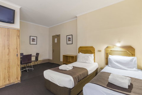 Adelaide Paringa - Accommodation Kalgoorlie 10