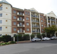 Adelaide City Apartment - 3br 2bath  Carpark - Accommodation Kalgoorlie