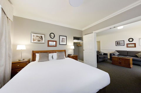 Majestic Old Lion Apartments - Accommodation Kalgoorlie 13