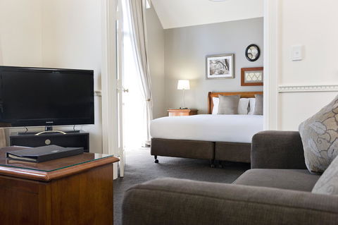 Majestic Old Lion Apartments - Accommodation Kalgoorlie 12