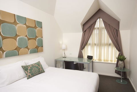 Majestic Old Lion Apartments - Accommodation Kalgoorlie 3