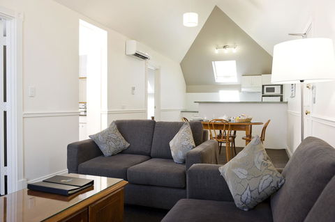 Majestic Old Lion Apartments - Accommodation Kalgoorlie 11