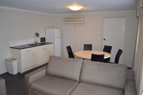 Arkana Motor Inn & Terrace Apartments - Accommodation Kalgoorlie 11