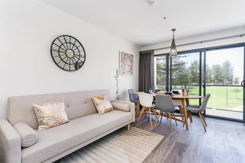 Heart Of Glenelg BnB - Accommodation Kalgoorlie 10