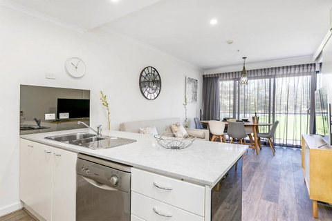 Heart Of Glenelg BnB - Accommodation Kalgoorlie 5