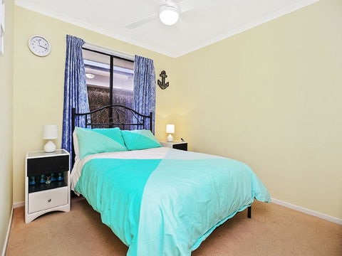 Lakeside - Encounter Bay - Accommodation Kalgoorlie 11