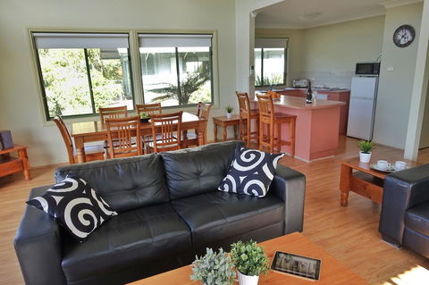 SkyView Villa - Accommodation Kalgoorlie 7