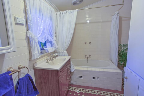 Tanunda Cottages - Accommodation Kalgoorlie 14