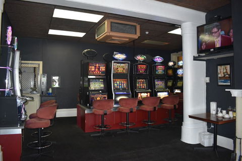 Commercial Hotel Morgan - Accommodation Kalgoorlie 9