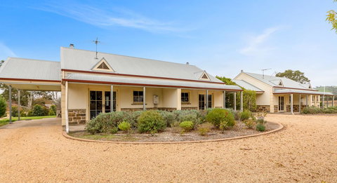 Barossa Vineyard Cottages - Accommodation Kalgoorlie 24