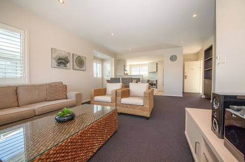 Pacific Blue 278-265 Sandy Pt Rd- Dual Key Access, Wifi, Linen And Air Conditioning - Accommodation Kalgoorlie 5