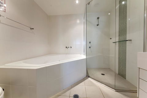 Pacific Blue 278-265 Sandy Pt Rd- Dual Key Access, Wifi, Linen And Air Conditioning - Accommodation Kalgoorlie 11