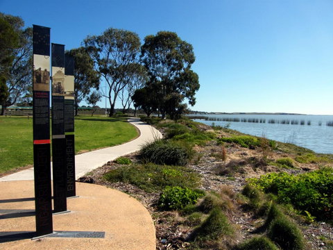 Coorong Waterfront Retreat - Accommodation Kalgoorlie 31