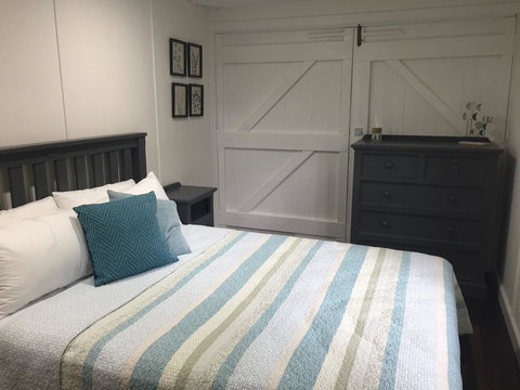 Boatsheds - Accommodation Kalgoorlie 3