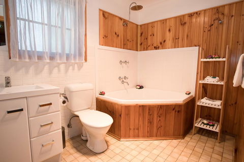 Seppelts View Cabins - Accommodation Kalgoorlie 5