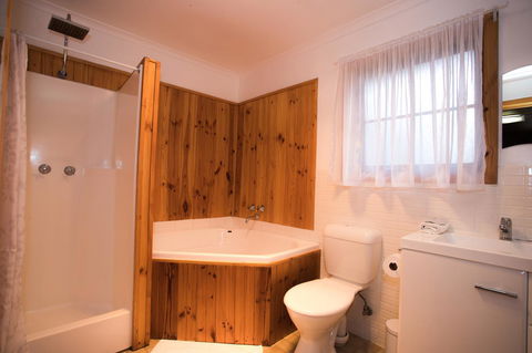 Seppelts View Cabins - Accommodation Kalgoorlie 36