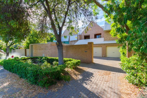 Adelaide Style Accommodation-Close To City-North Adelaide-3 Bdrm- FREE Parking - Accommodation Kalgoorlie 22