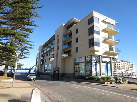 Lights Landing Apartments - Accommodation Kalgoorlie 1